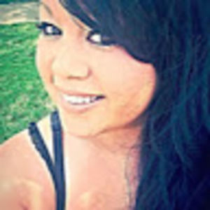 Meet your Posher, Corine